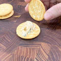 Smoked Jalapeno Popper Crackers