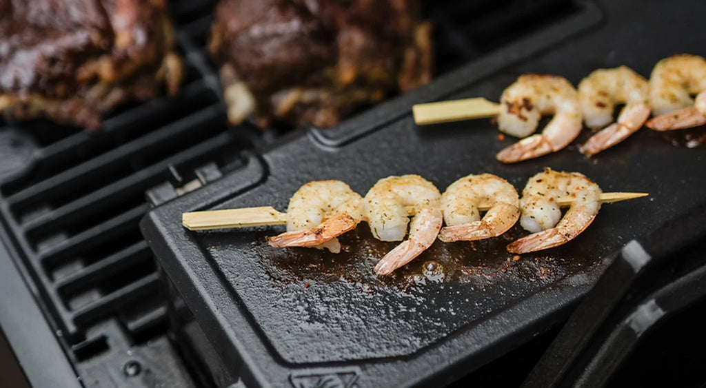 Should You Choose a Gas Grill or a Charcoal Grill Masterbuilt