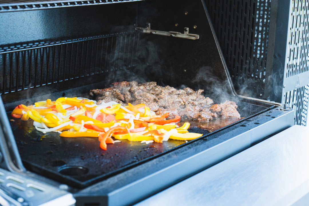 Masterbuilt Gravity Series® 1050 & 1150 Griddle Insert