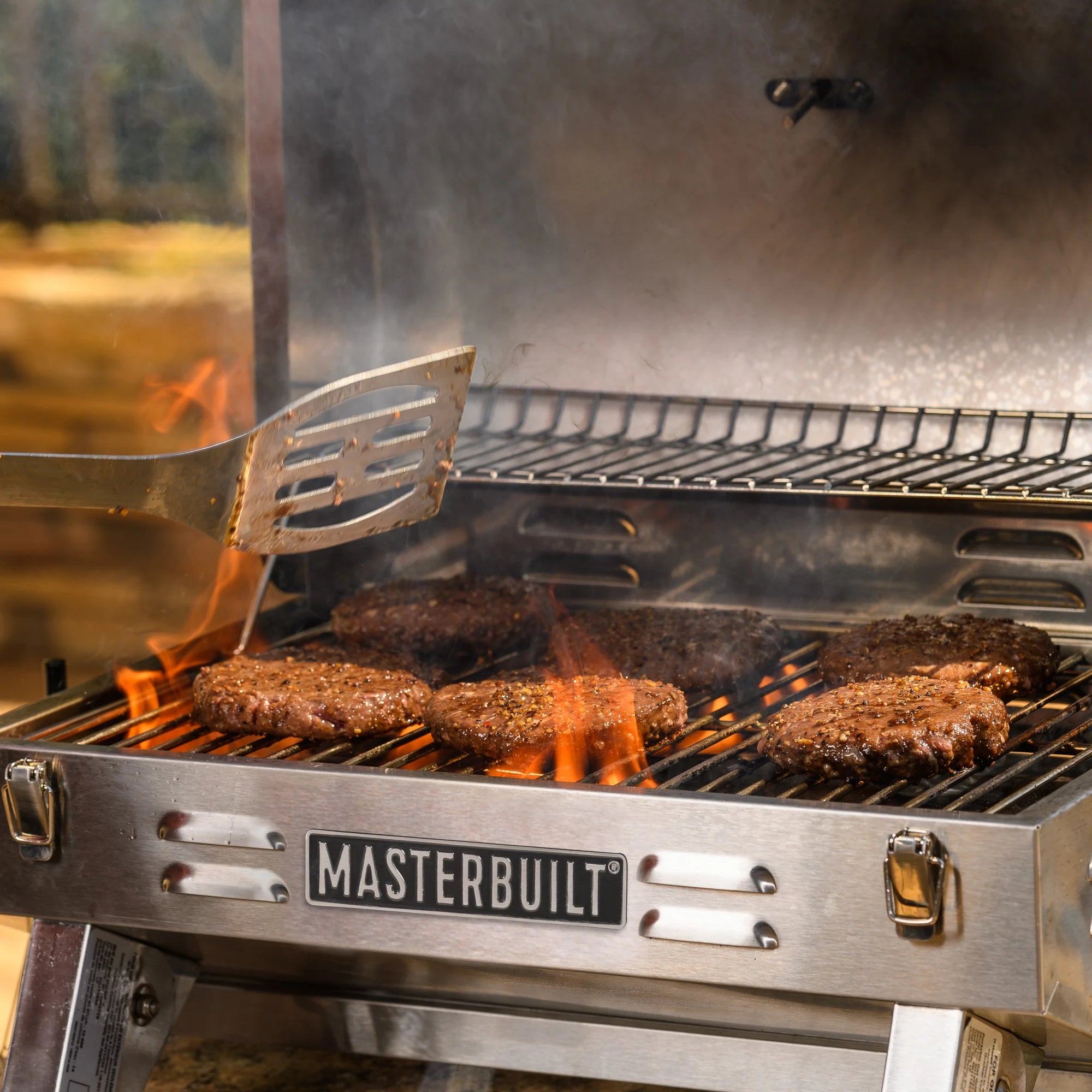MB19030819_Lifestyle_Burgers_2