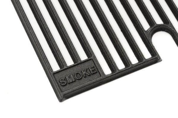 The smoke side of the grid has thinner edges for better grill marks